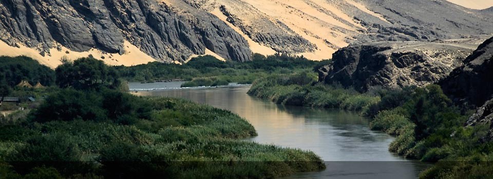 The Kunene River at Serra Cafema Camp 