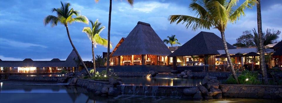 The pool on a perfect evening in Mauritius 
