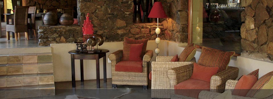 The Lounge at Tenahead Lodge 