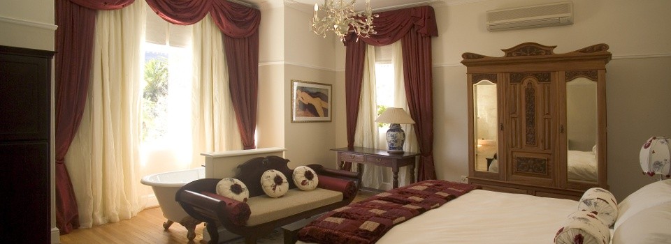 Abbey Manor Guestroom