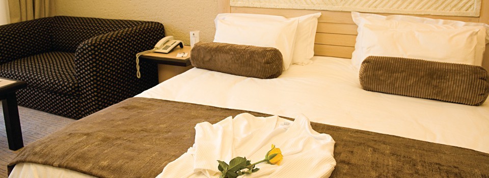 Windhoek Country Club Resort Guestroom