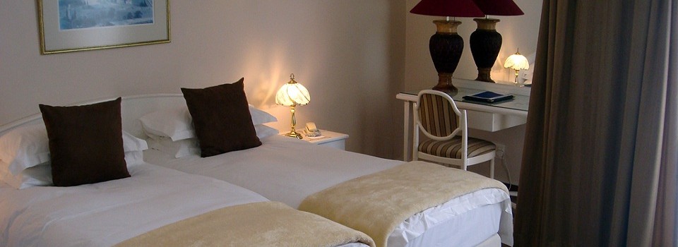 Guestroom at Hansa Hotel