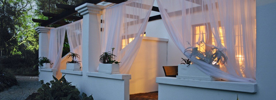 Lairds Lodge Guest Room