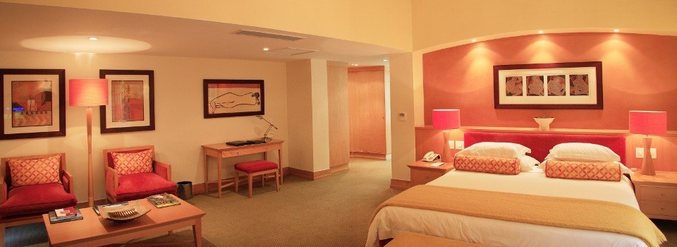 Luxury guestroom at Fancourt