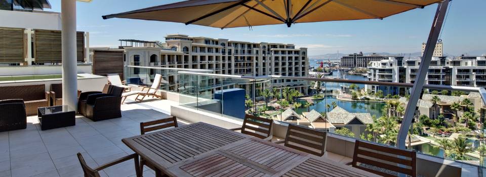 Lawhill Luxury Apartments in the Victoria & Alfred Waterfront, Cape Town