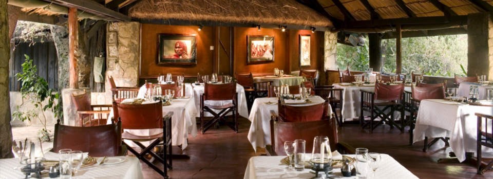 Dining at Kichwa Tembo Tented Camp