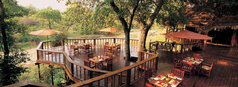 Dining deck at the Ulusaba Safari Lodge