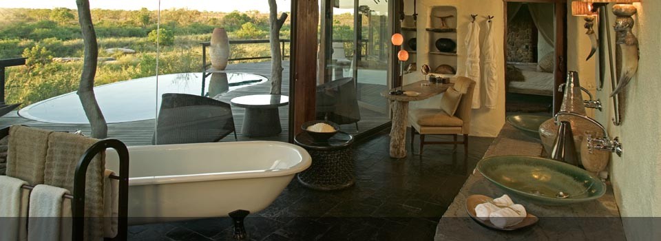 Enjoy a bath with a view of the Singita Sabi Sands 